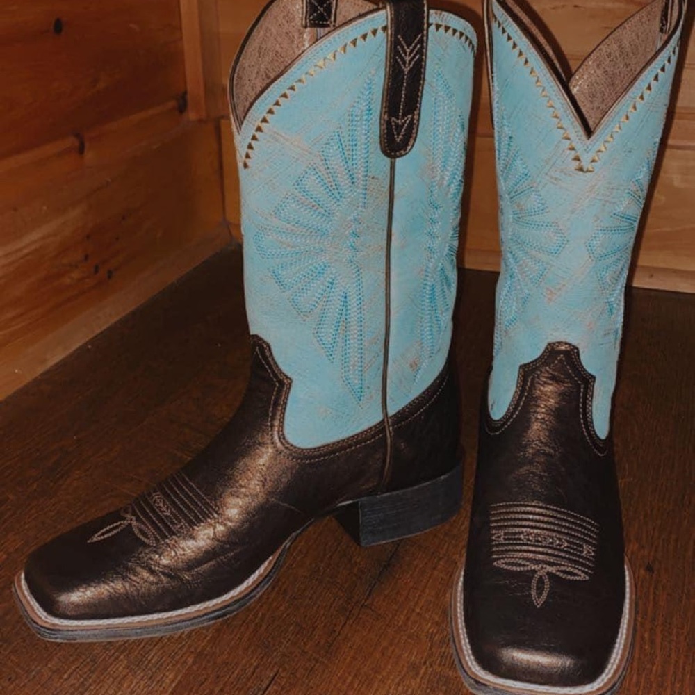 Ariat Womens boots